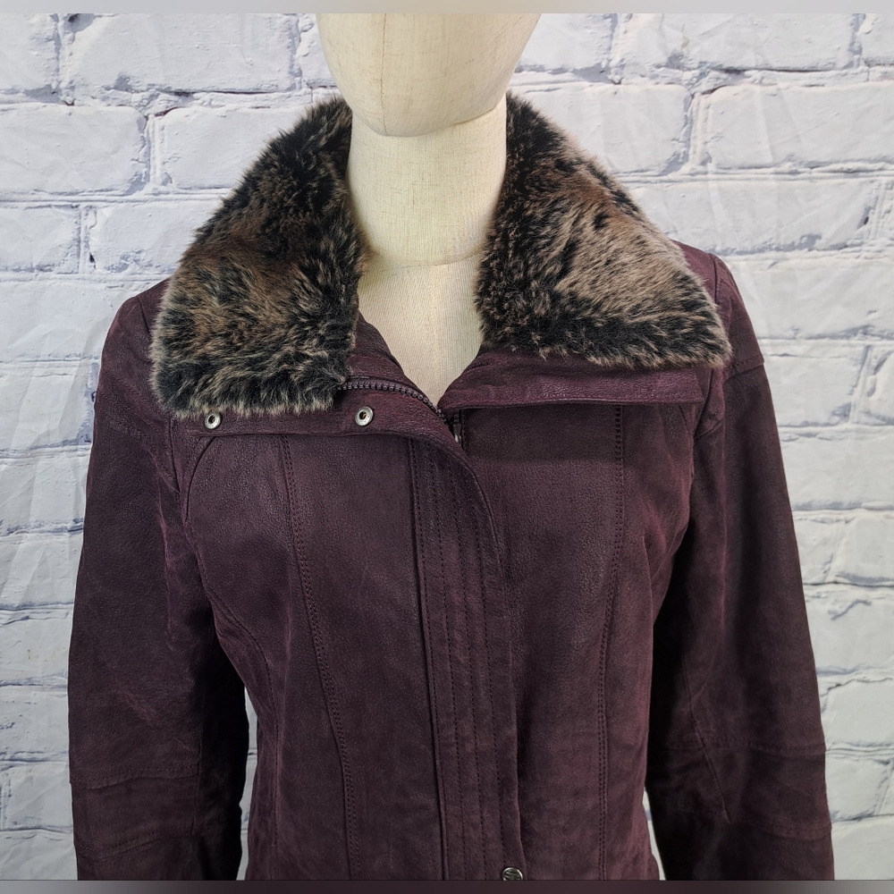 Danier Women's Leather Jacket Winter Coat with Fur Trim Purple Zip Cuffs Small - Picture 3 of 16